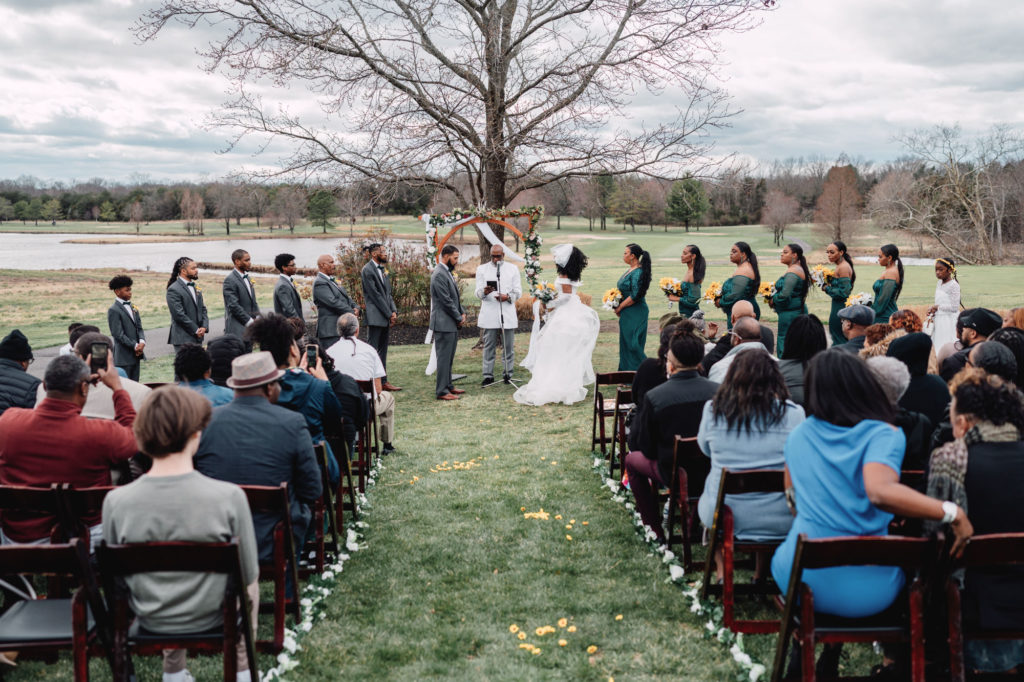 winter wedding ceremony during northern virginia wedding