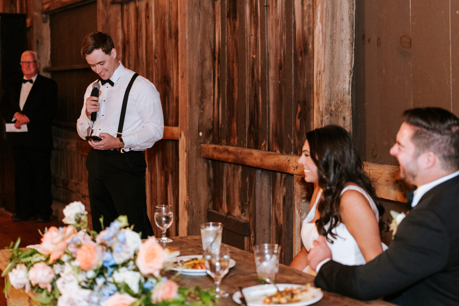 best man giving his wedding speech