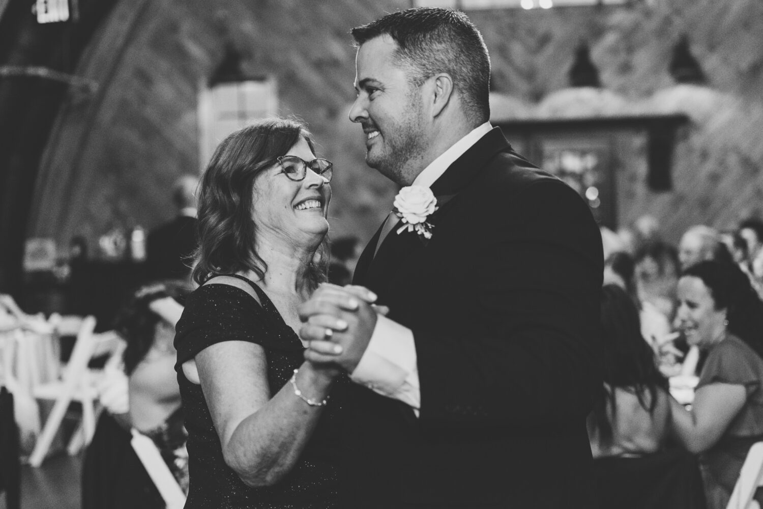 groom dancing with his mother on his wedding day